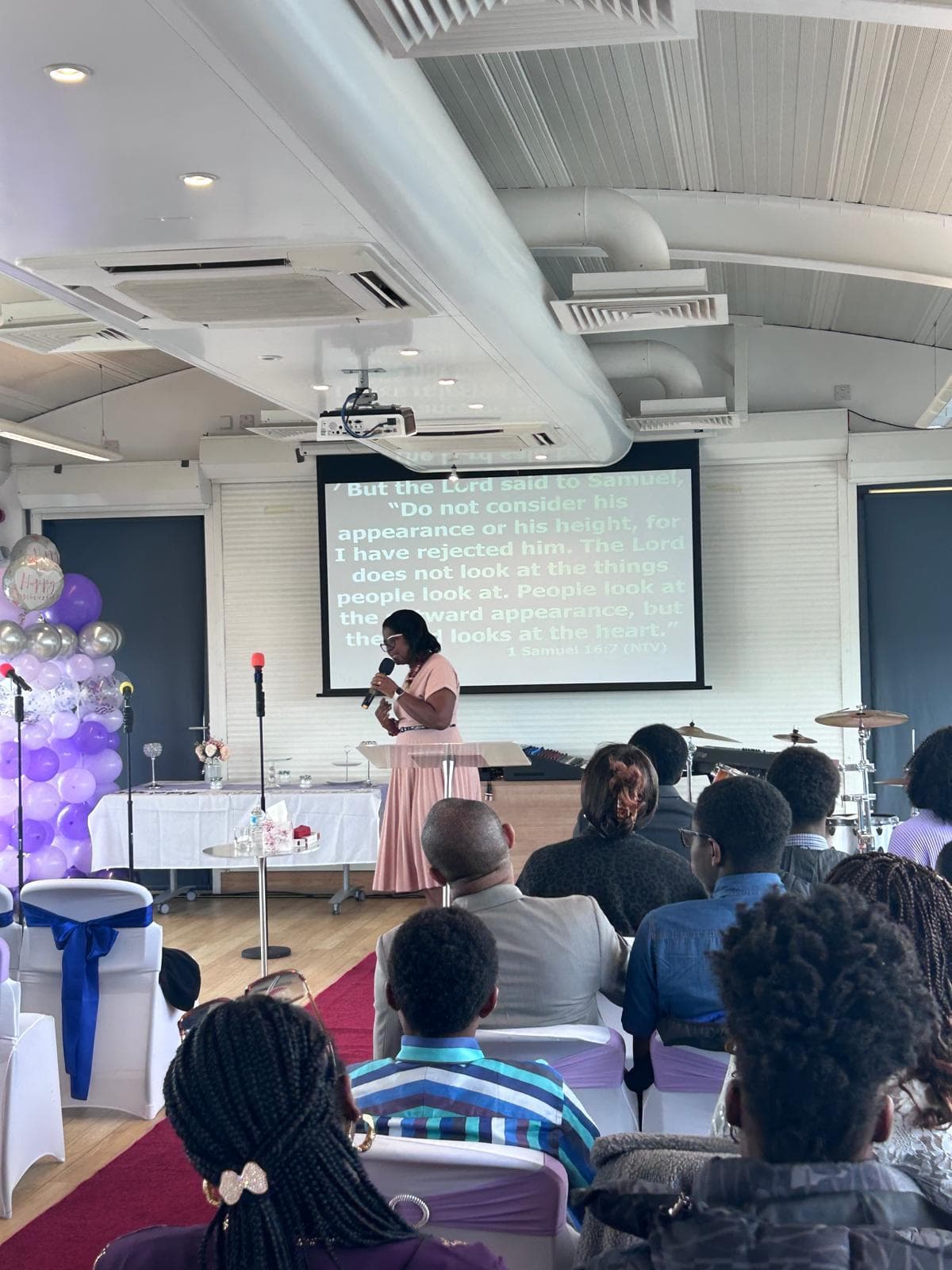 Gracefields Chapel worship gathering